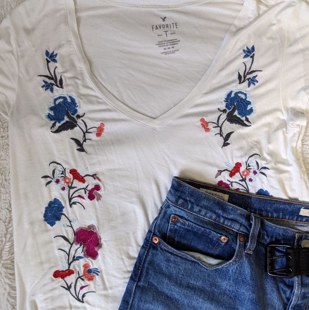American Eagle Floral Tee